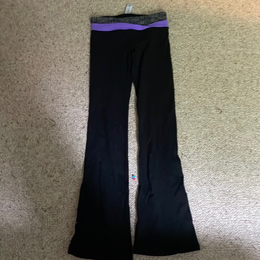 YOGA PANTS WITH HIDDEN POCKET